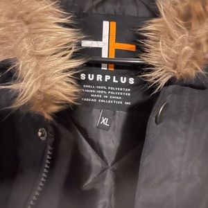 Black Winter Jacket XL w/ fuzzy hood